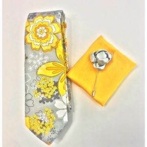 Handmade tie, lapel and pocket square